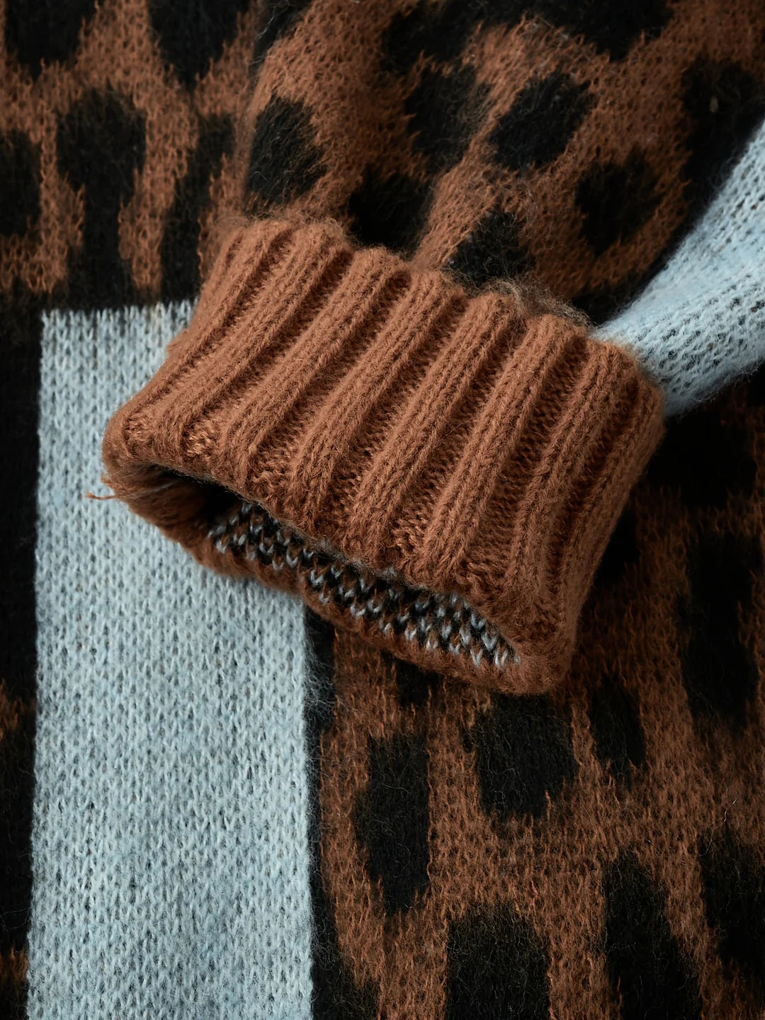 KAROLINA SWEATER